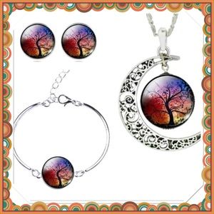 ⭐️New❤️❤️Four Piece Glass Cabochon Jewelry Set⭐️